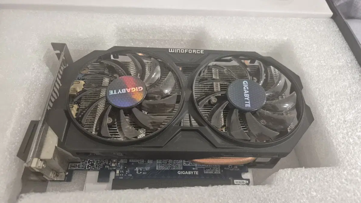 기가비아트 그래픽카드 gtx 750ti 팝니다